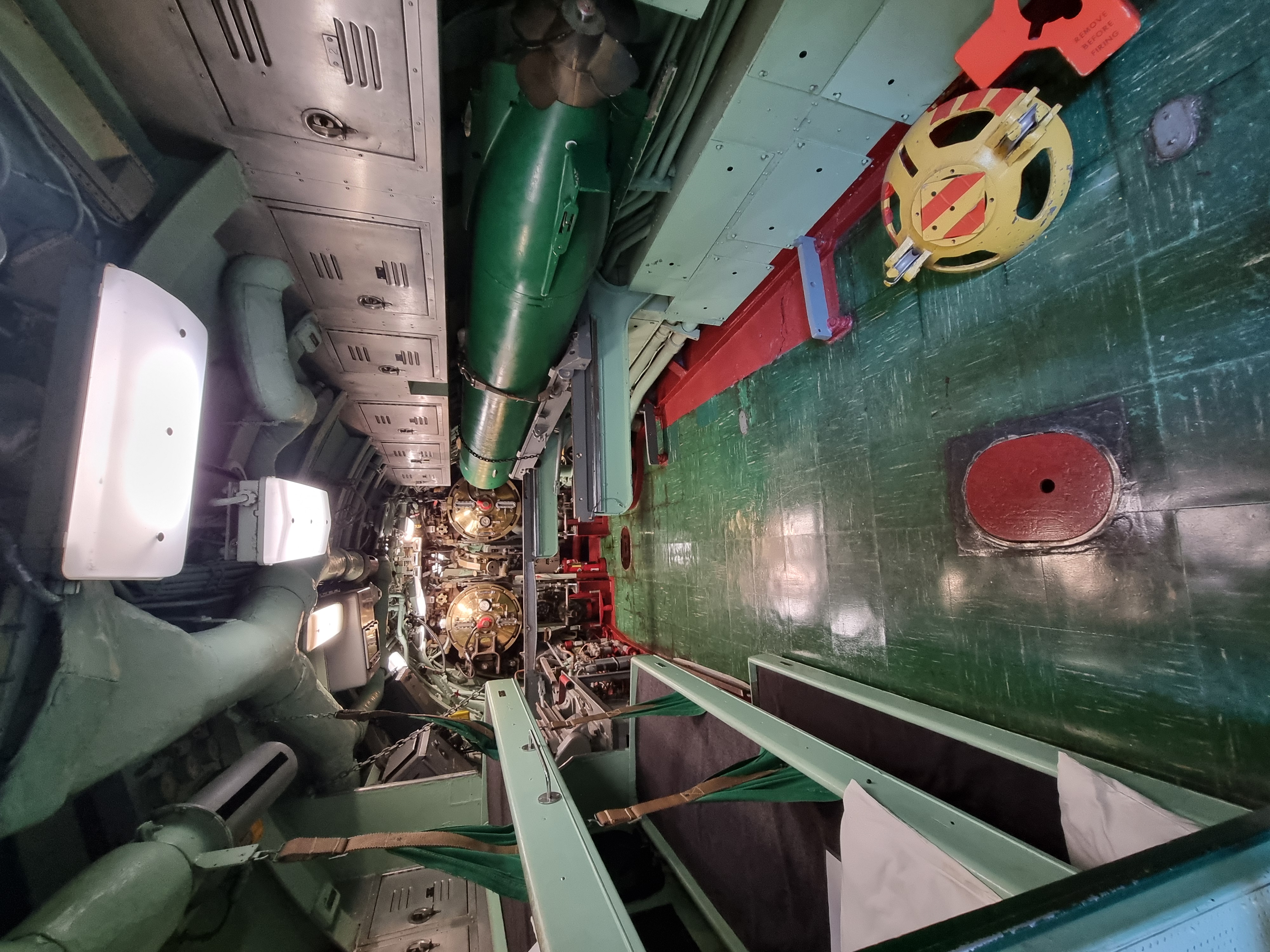 1 Growler rear torpedo tubes 15.jpg